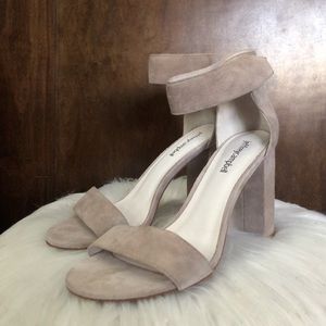 💰SOLD💰 Jeffrey Campbell Lindsay Block Heel